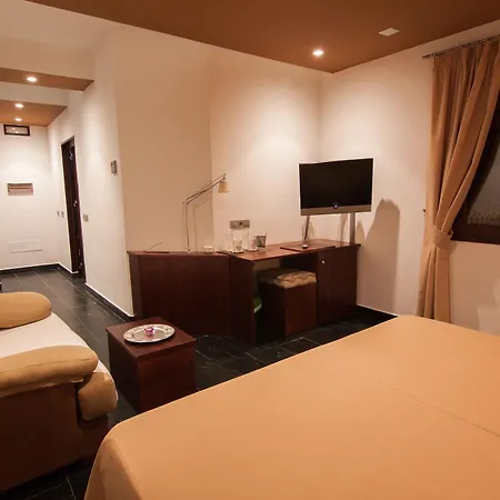 Hotell Complejo Turistico La Garganta El Chorro