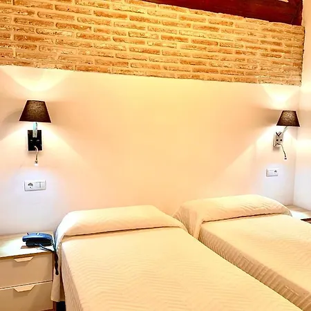 Hotel Complejo Turistico La Garganta 3*