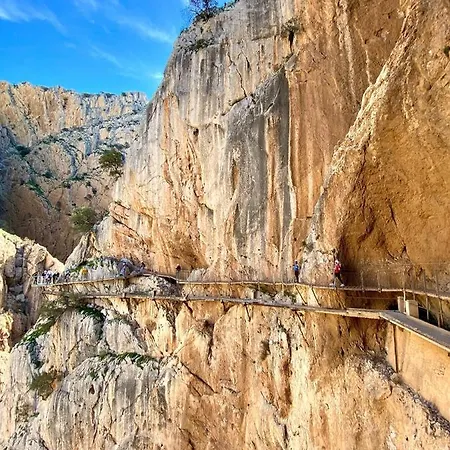 فندق Complejo Turistico La Garganta 3*